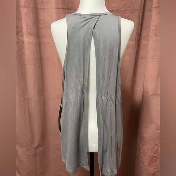 Karma Jackie Tank - Picture 4 of 5